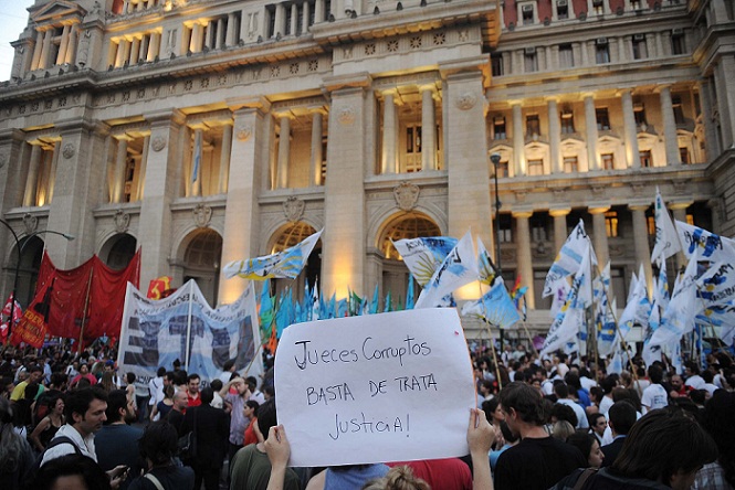 Marcha por el fallo Marita Verón en Buenos Aires