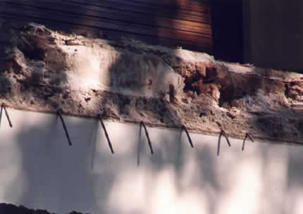 Foto-02-v03.jpg (48079 bytes)