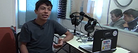 Estudiantes realizan un programa de radio en línea usando Huayra