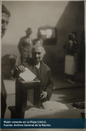 Mujeres votando en La Rioja (1951)