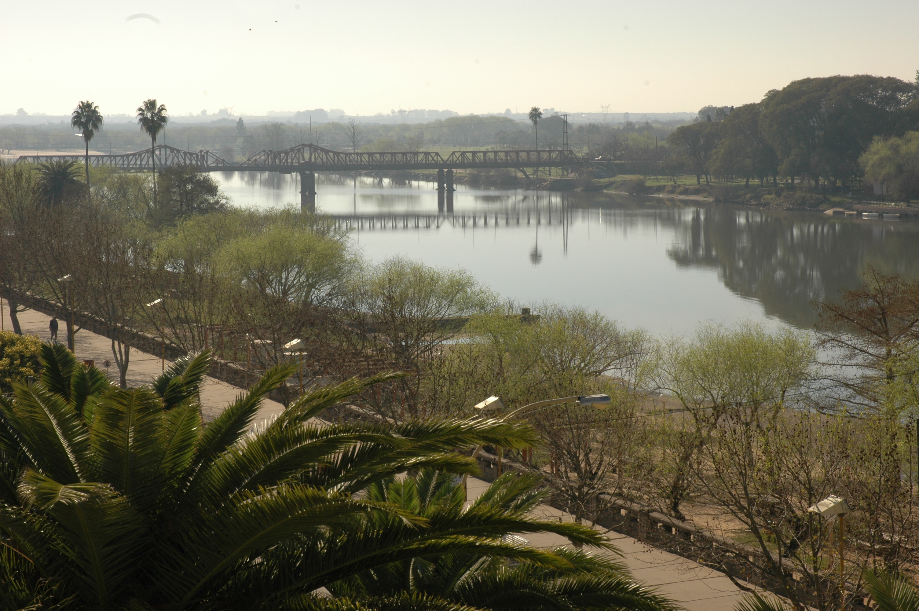 Puente sobre el río Gualeguaychú