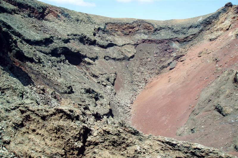 Lava y cenizas