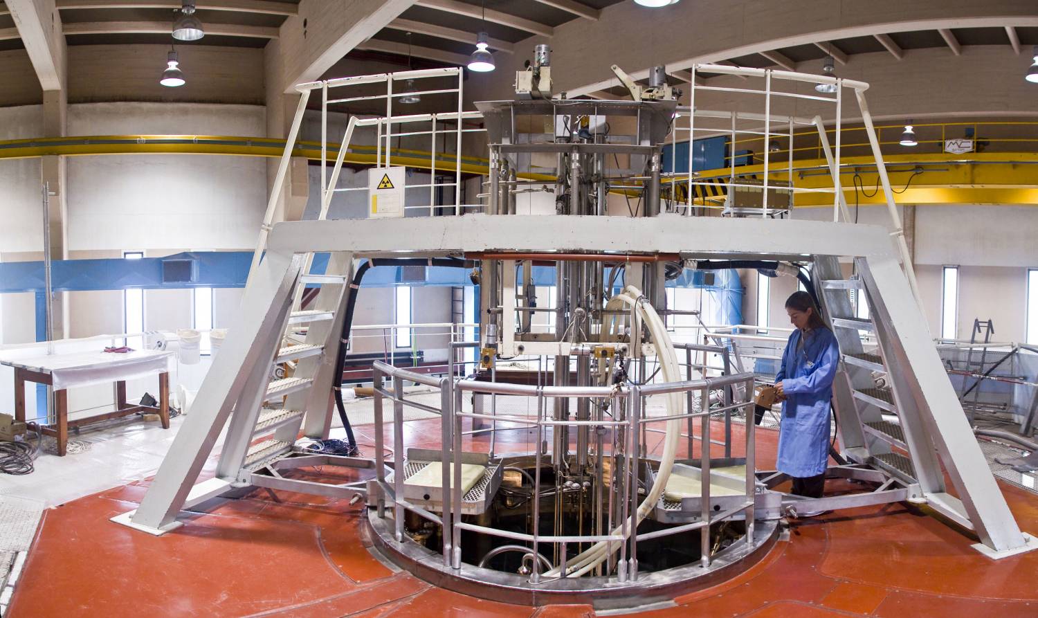 Boca de tanque Reactor RA-6