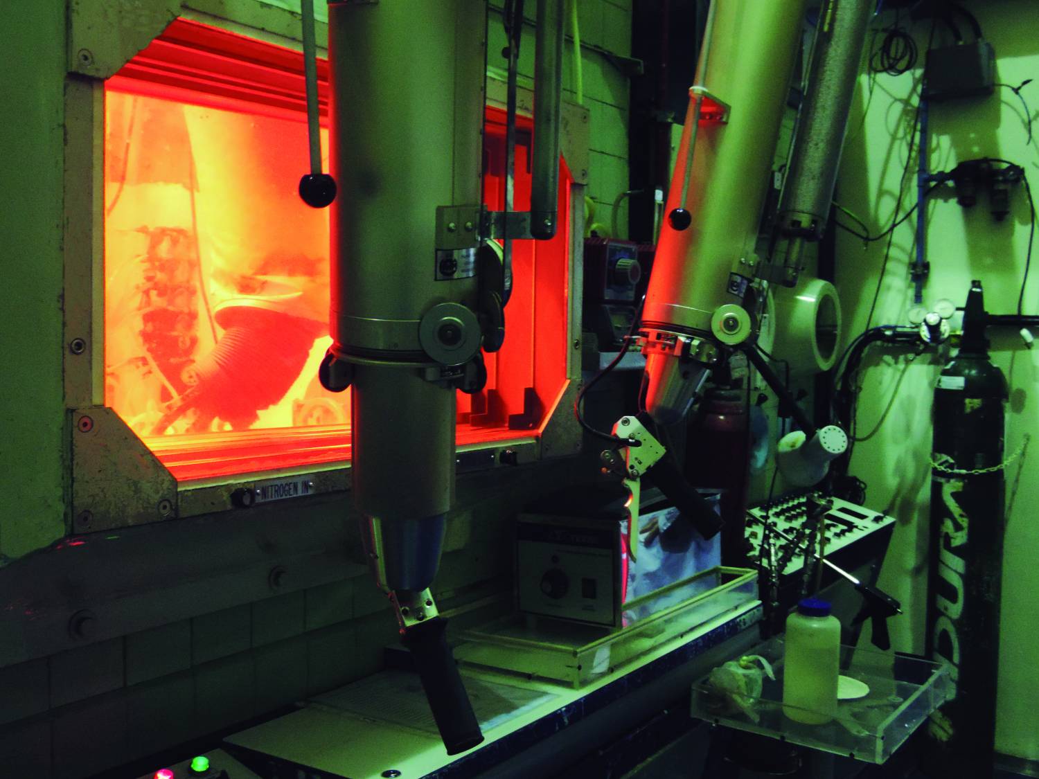 Celdas Calientes produccion de radioisotopos CAE