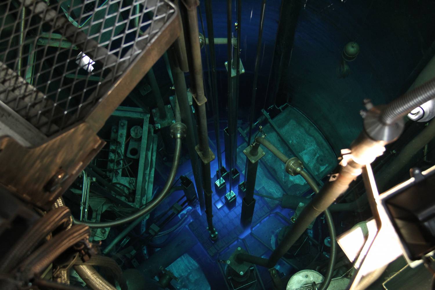 Interior tanque del reactor RA-6