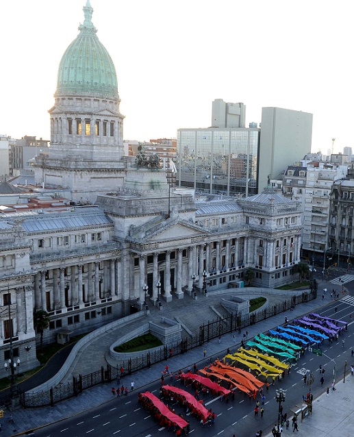 Por la sanción de la ley de Identidad de Género