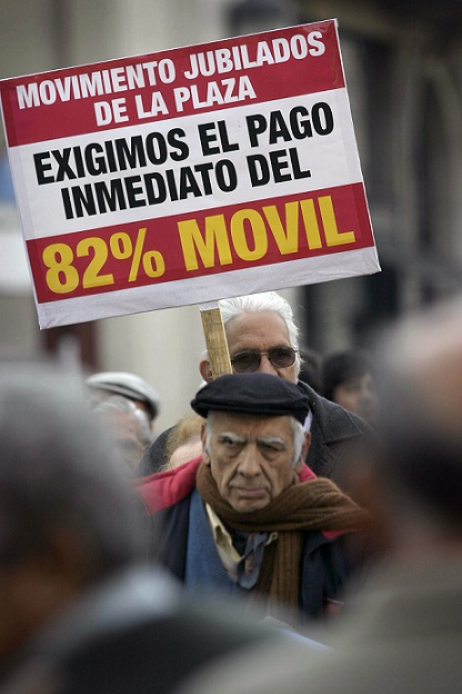 Protesta jubilados por 82% móvil en Tucumán 