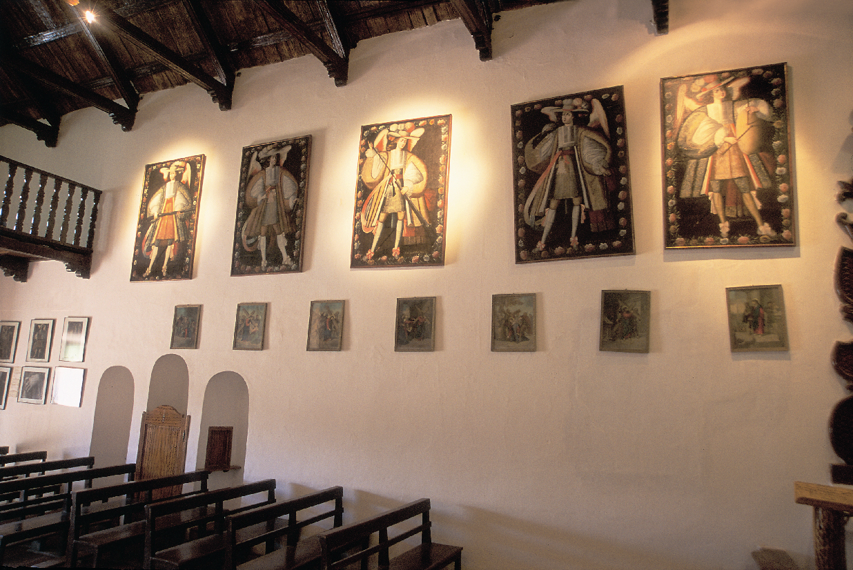 Interior de la iglesia de Uquía