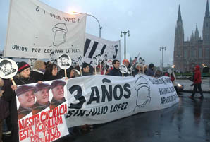 Marcha por la desaparición de Julio López, 2006