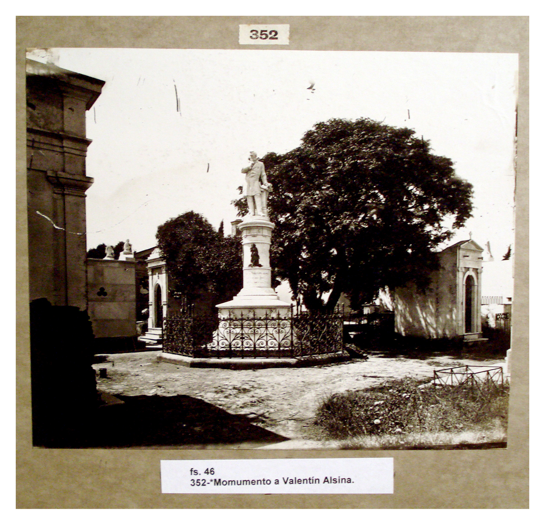 Monumento a Valentín Alsina