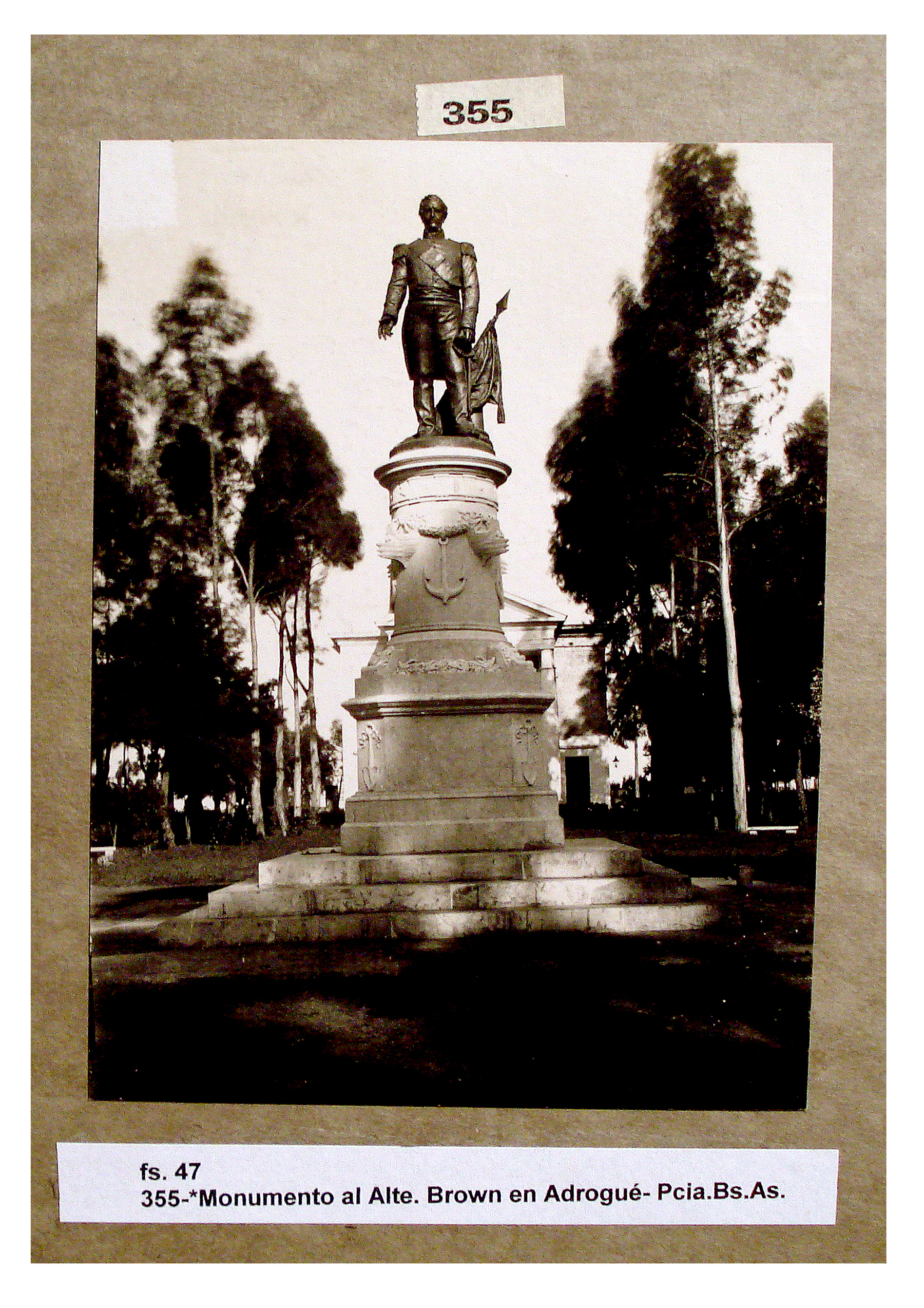 Monumento al Almirante Brown