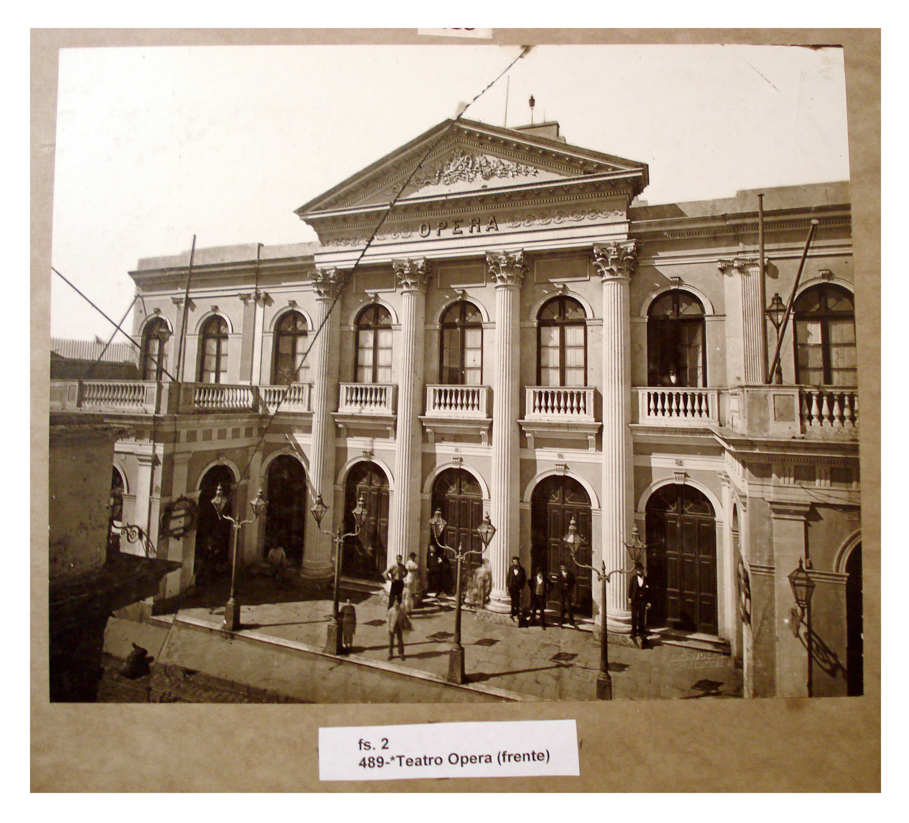 Frente teatro Ópera