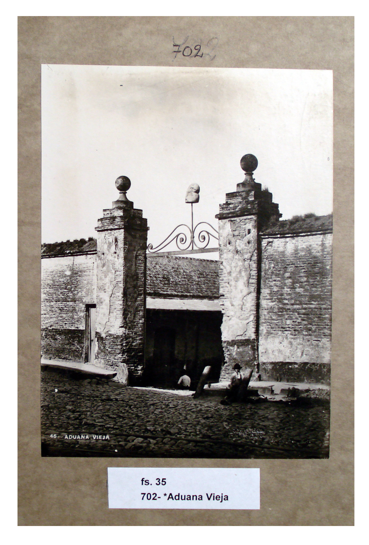 Aduana Vieja