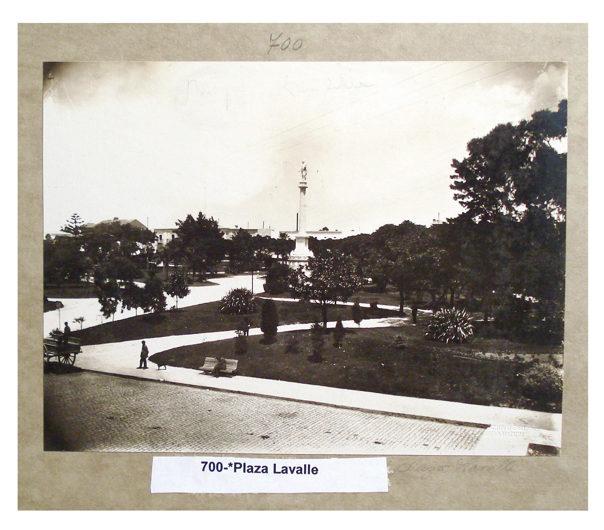 Plaza Lavalle