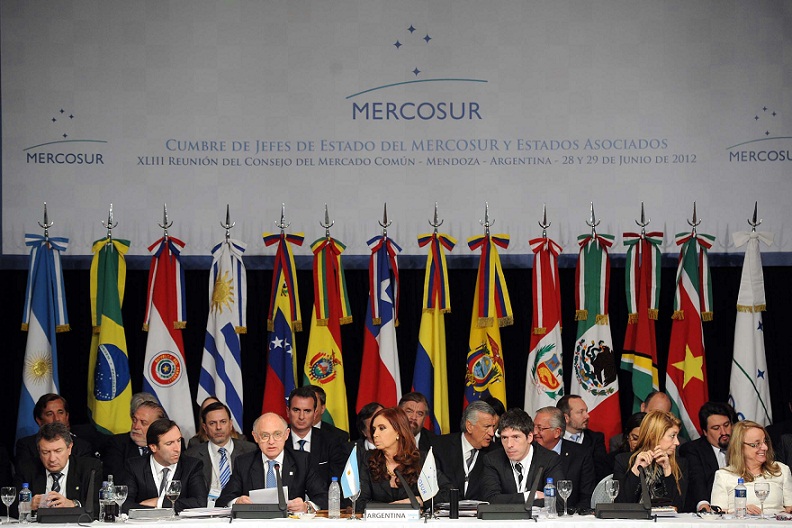 Cumbre de Jefes de Estados del Mercosur y Estados Asociados, Argentina, 2012.