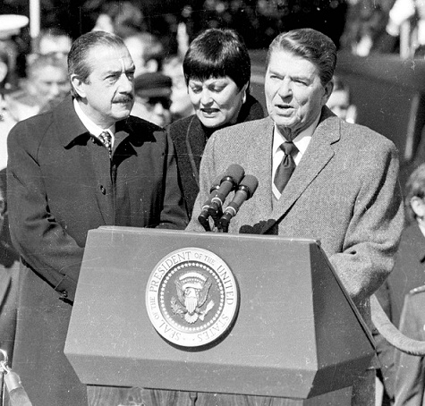 Alfonsín y Reagan en Washington, 1985.