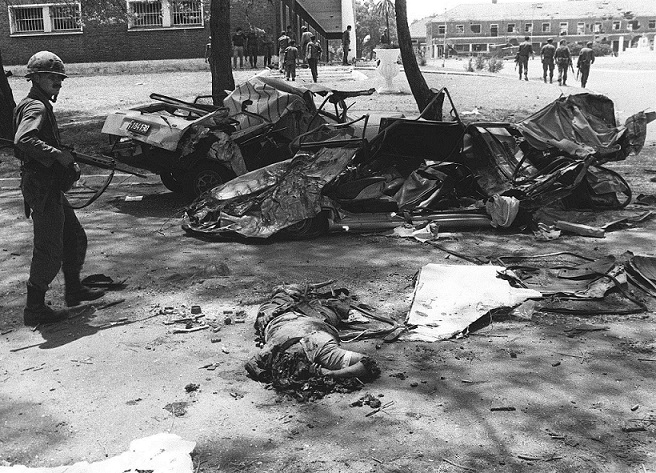 Copamiento del regimiento de La Tablada por militantes del MTP