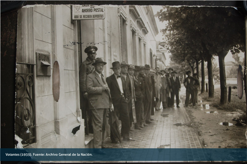 Fila de votantes