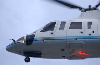 De la Rúa se va en helicóptero