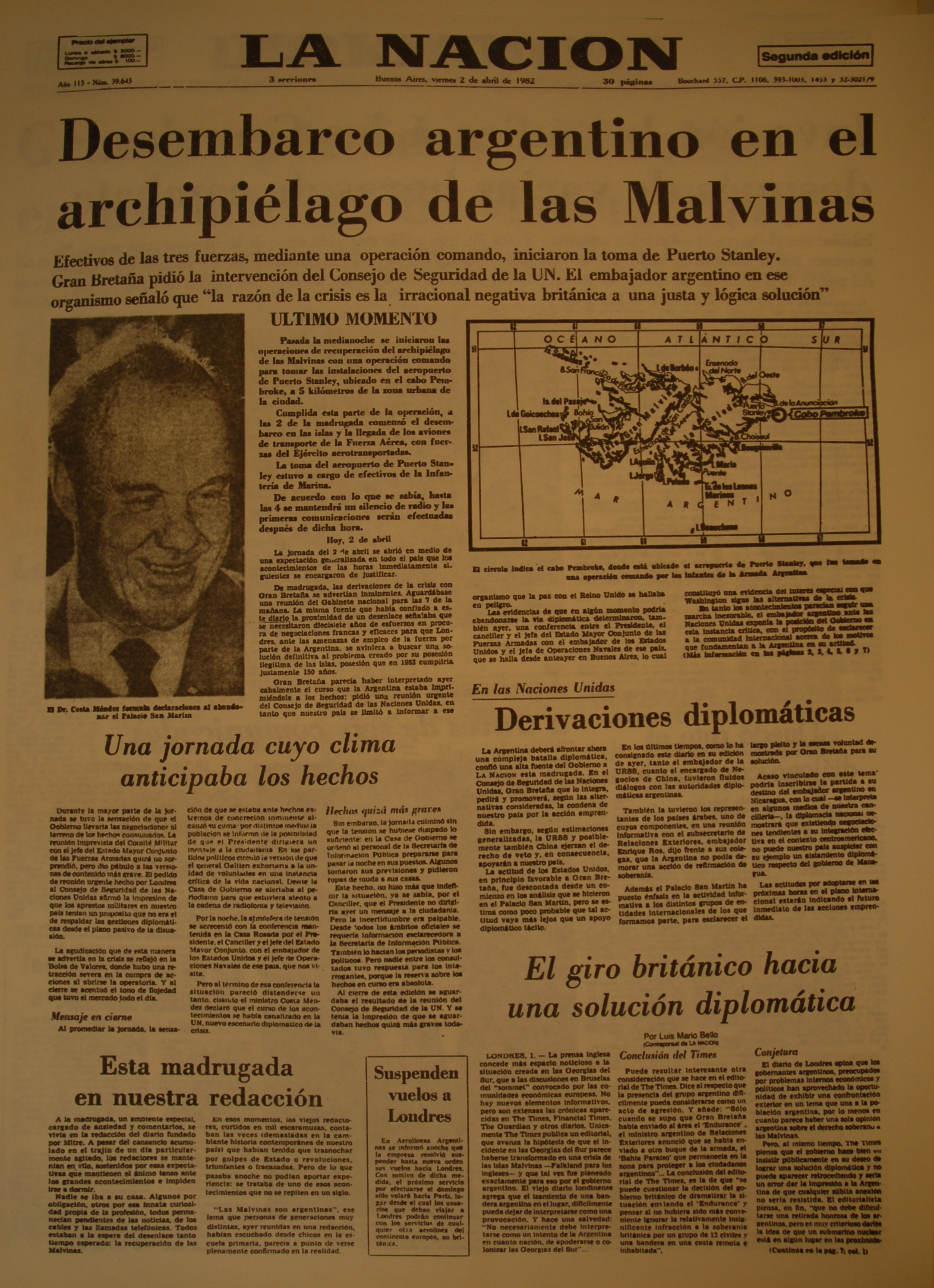 Desembarco argentino en el archipiélago de las Malvinas. La Nación abril 1982