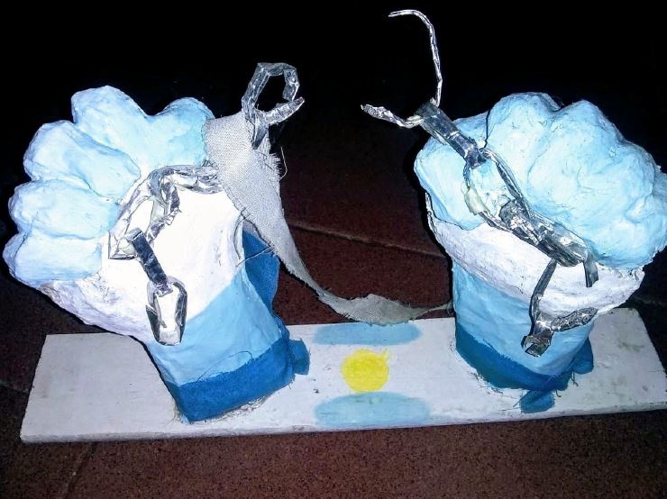 Imagen de escultura realizada por Manuel Gonzalez Pereyra para la convocatoria «Juventudes y Derechos» 2020