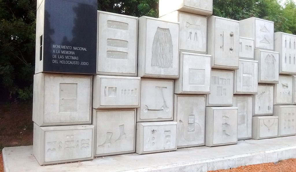 Monumento Nacional a la Memoria de las Víctimas del Holocausto Judío.