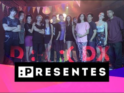 Foto promocional de la serie «Presentes» con todo el elenco.